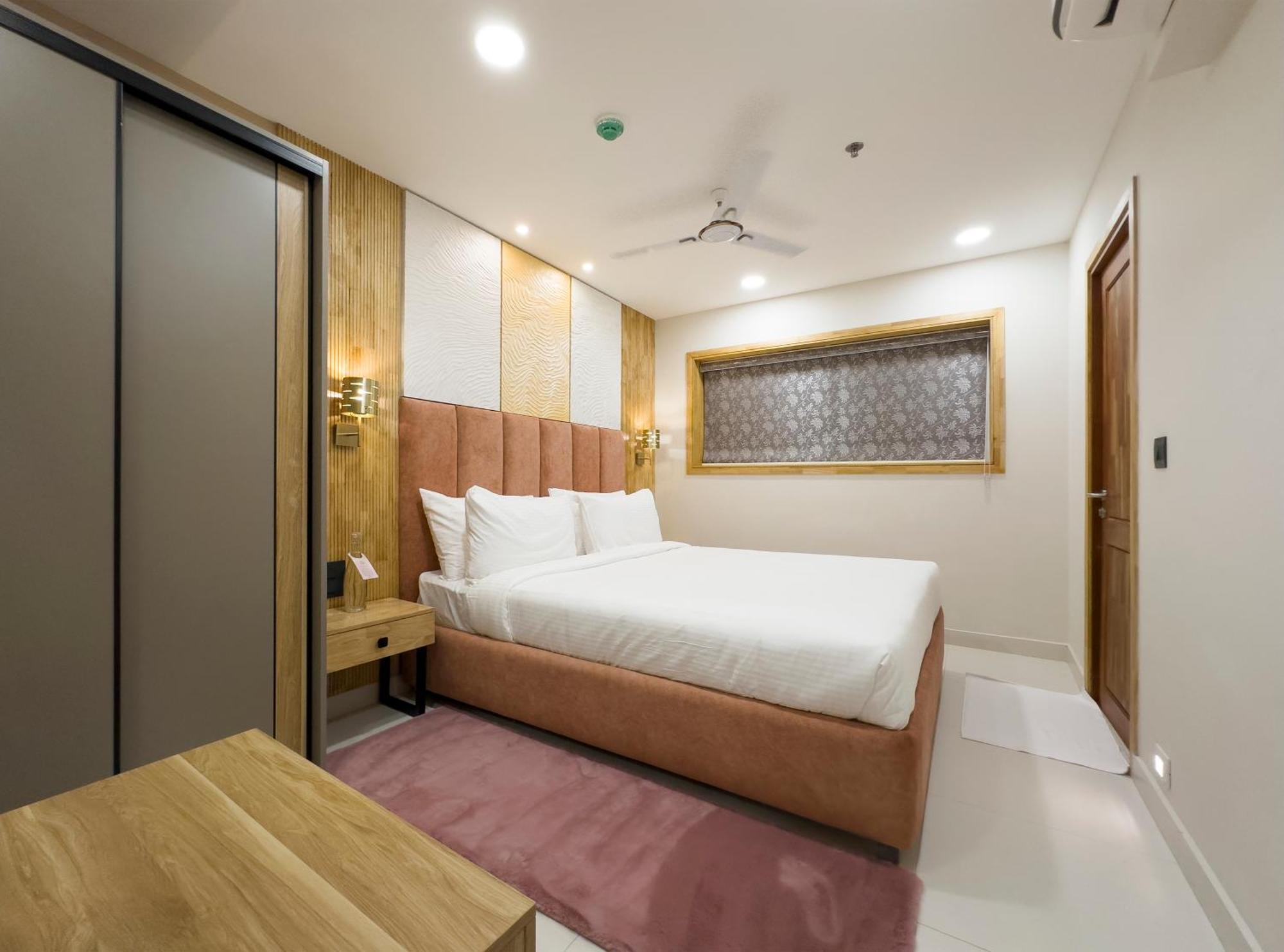 The Habitat Suites Гуруваюр Экстерьер фото