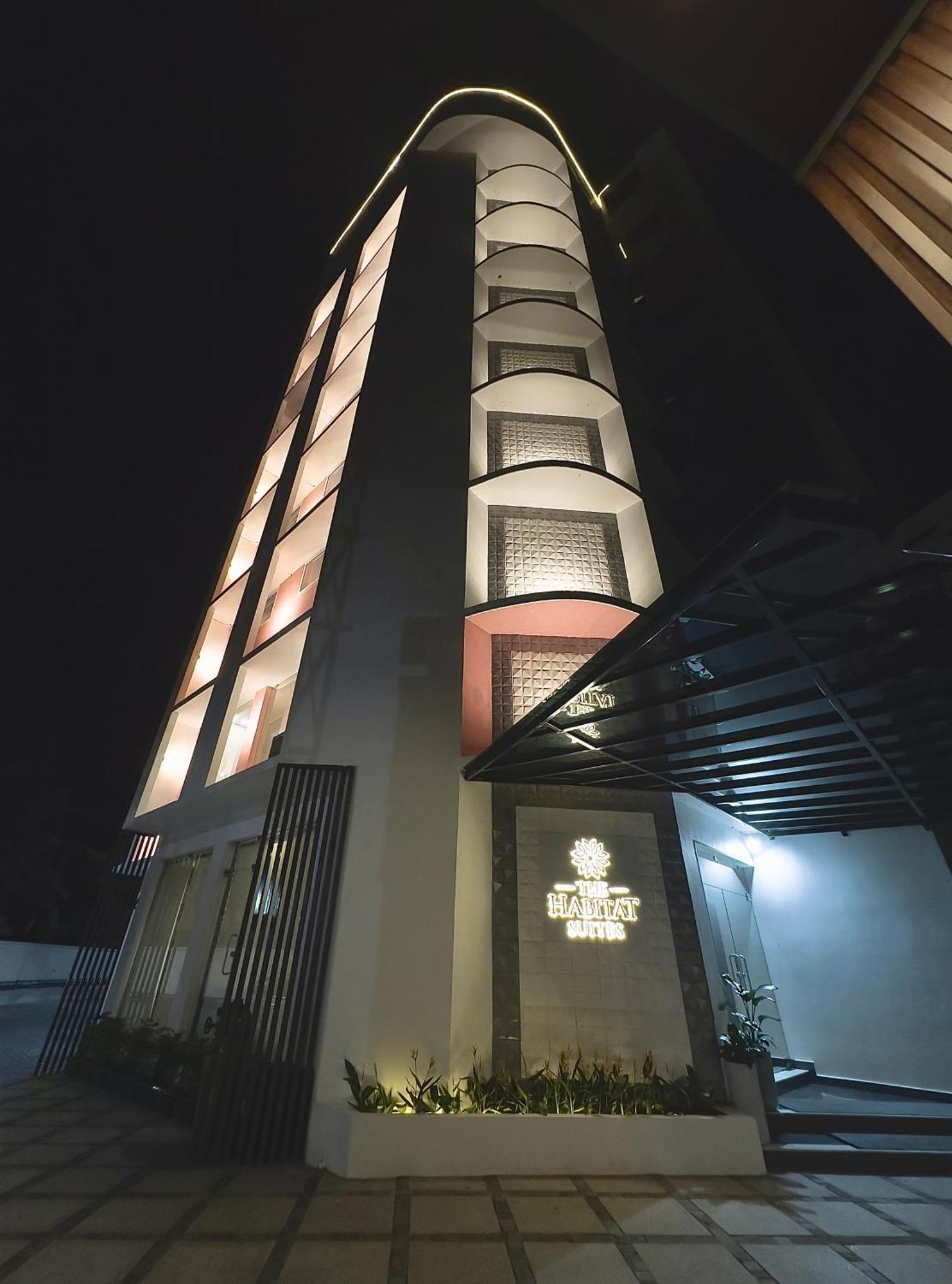 The Habitat Suites Гуруваюр Экстерьер фото