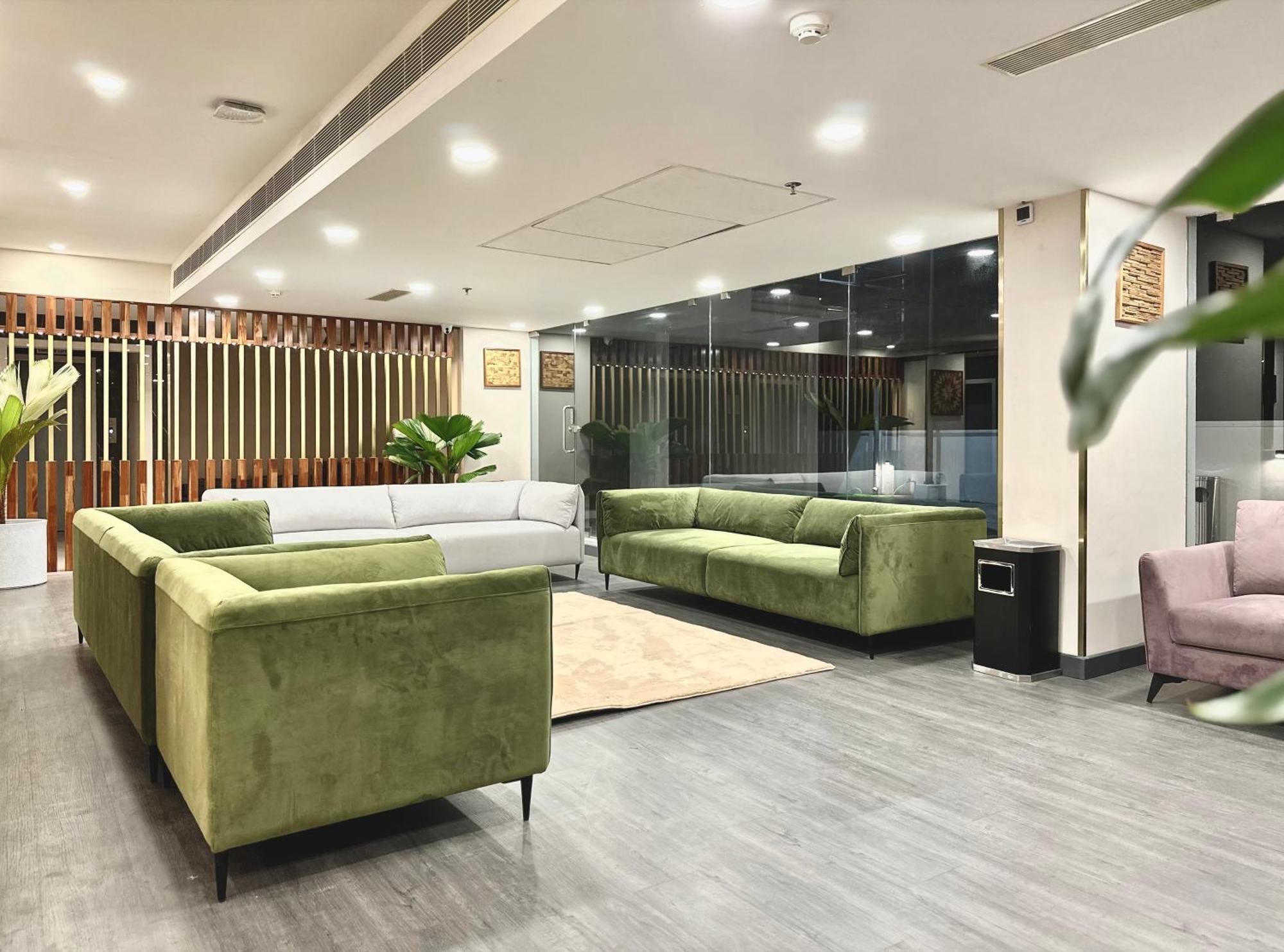 The Habitat Suites Гуруваюр Экстерьер фото